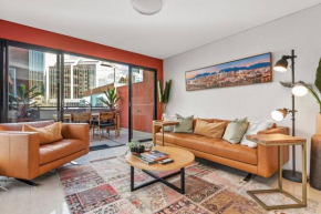 Iconic Warehouse Apartment~CBDEdge~2Bed/2Bath/1Car
